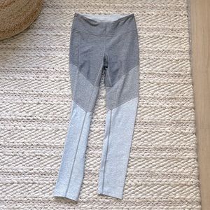 Unworn Outdoor Voices leggings